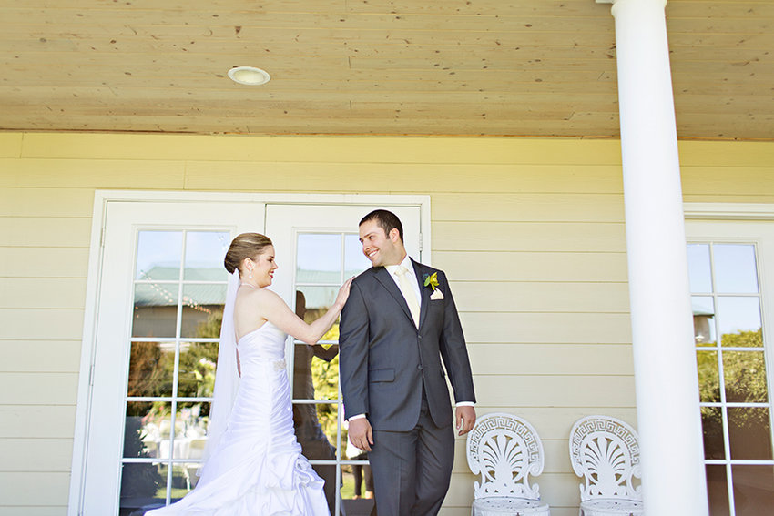 Real Weddings: Lindsay and Taylor | Courtney Bowlden Photography | Pacific Coast Weddings