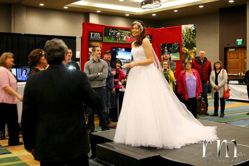 Skagit Wedding Show proposal | Radley Muller Photography